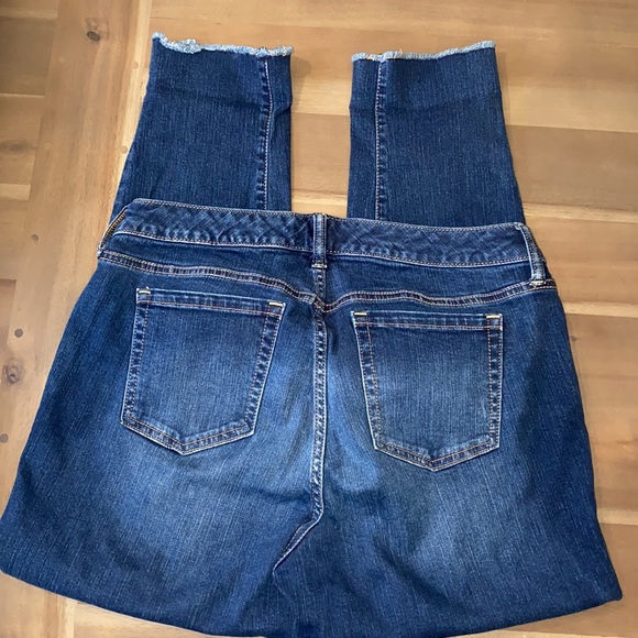 - Torrid Boyfriend Jeans Raw Hem Size 12 - Picture 6 of 6